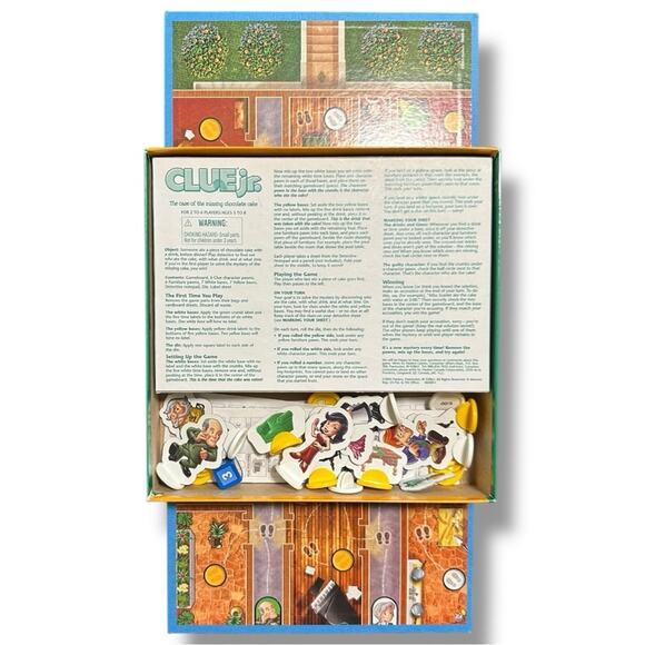2003 Hasbro Clue Jr. Board Game - The Case of the Missing Cake - Picture 2 of 5